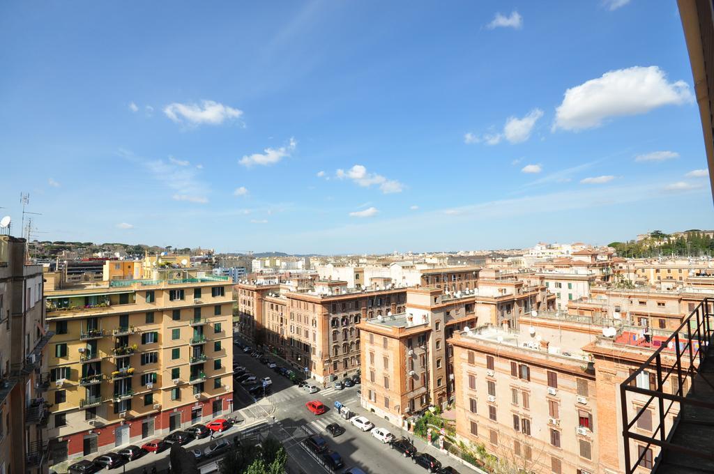 Penthouse With View Appartement Rome Buitenkant foto